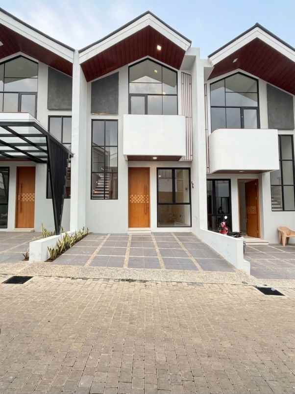 dijual rumah jagakarsa jakarta selatan