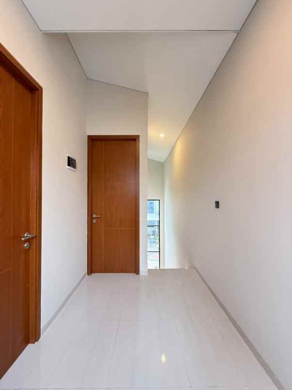 dijual rumah jagakarsa jakarta selatan