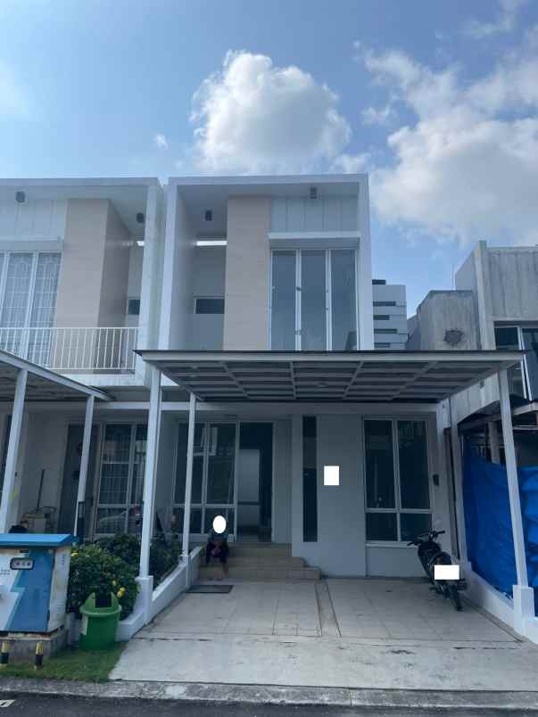 dijual rumah jakarta garden city jgc cakung