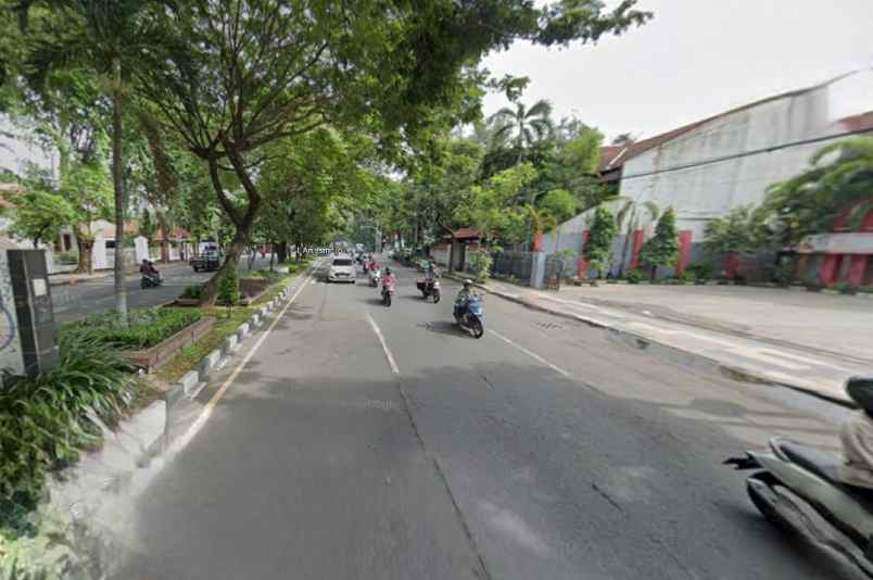 dijual rumah jalan arjuno