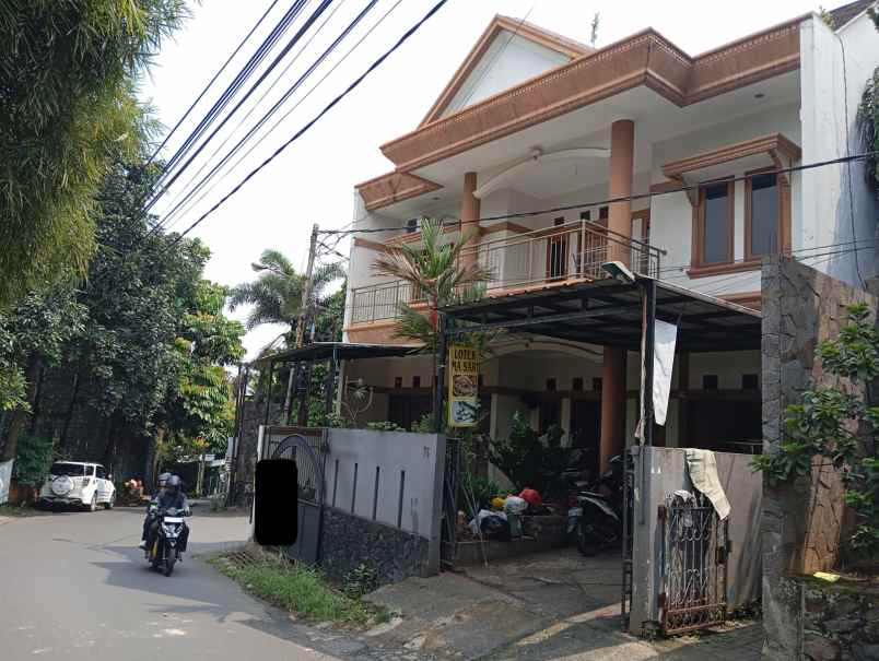 dijual rumah jalan budi