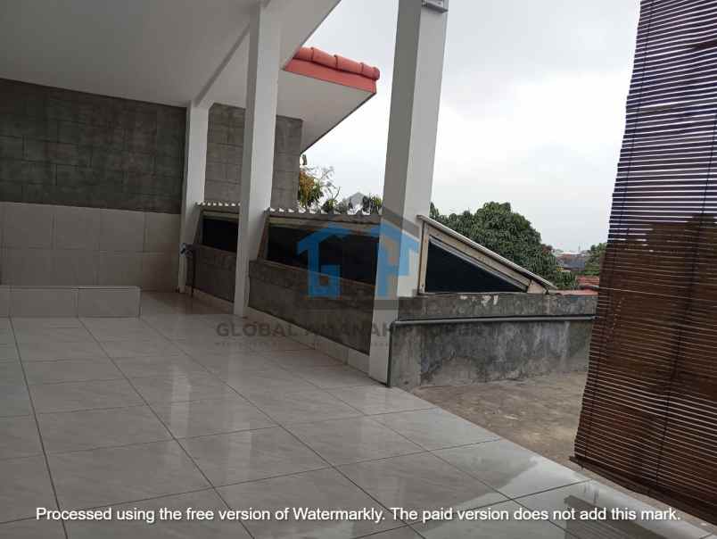 dijual rumah jalan cihanjuang