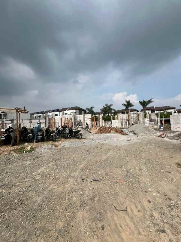 dijual rumah jalan cikoneng