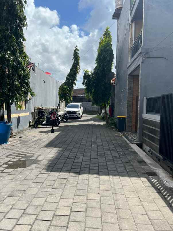 dijual rumah jalan karangsari 1