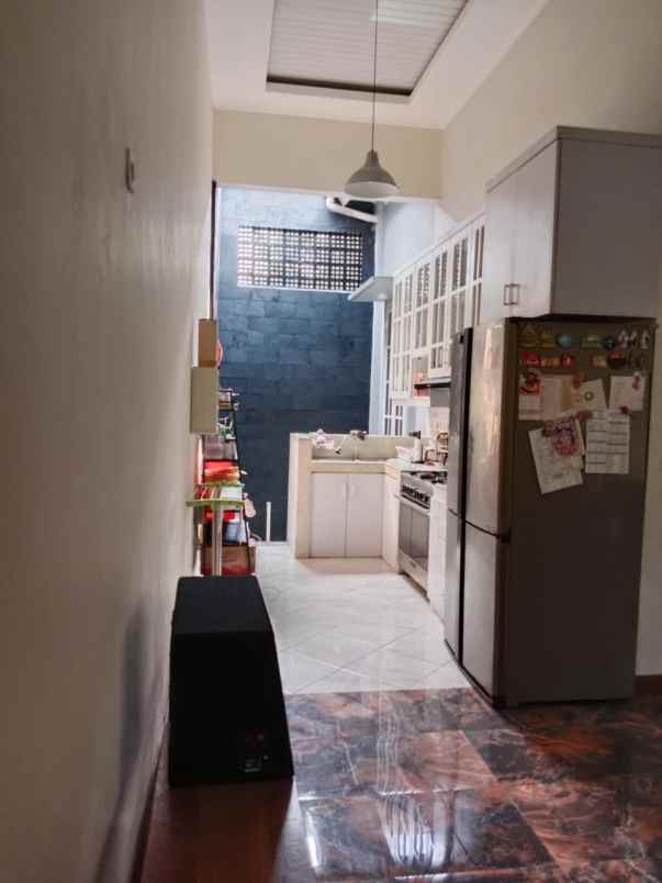 dijual rumah jalan komplek pertamina