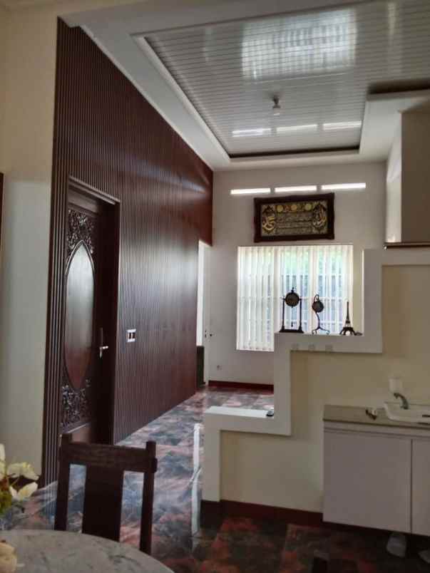 dijual rumah jalan komplek pertamina