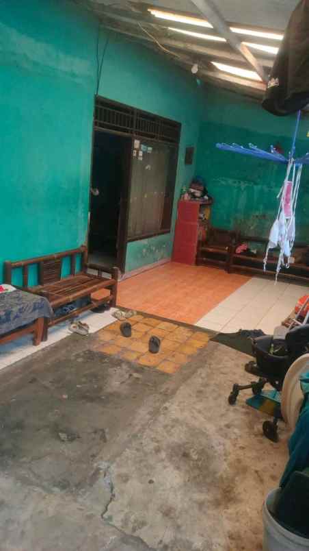dijual rumah jalan lio baru batu ceper