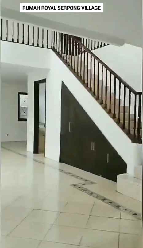 dijual rumah jalan raya serpong