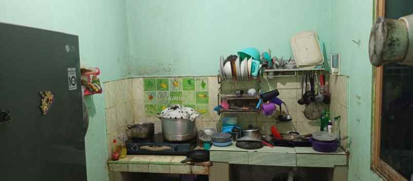 dijual rumah jalan roda hias