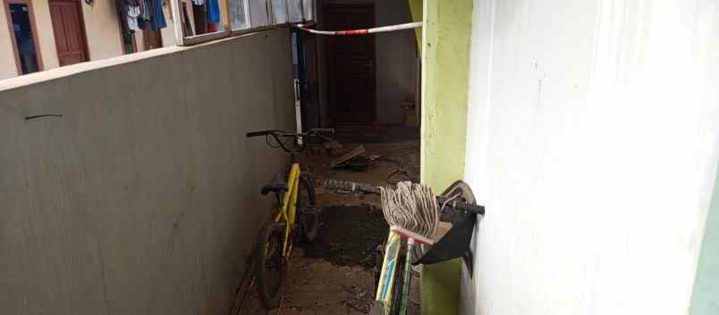 dijual rumah jalan roda hias