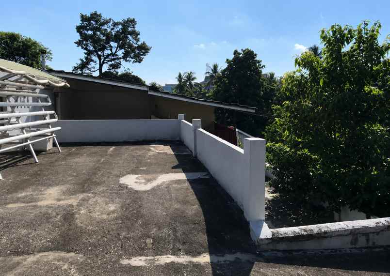 dijual rumah jalan yusuf singadikane