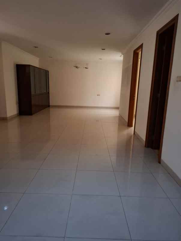 dijual rumah janur kuning residence