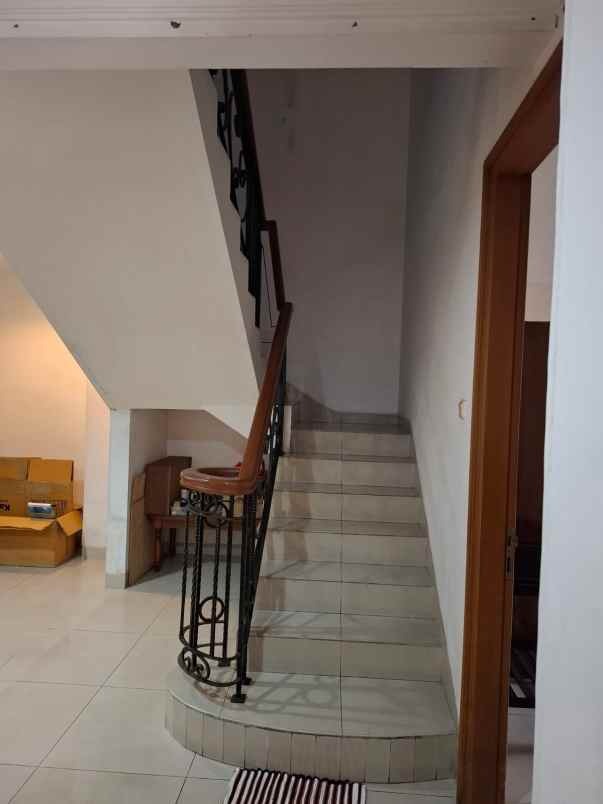 dijual rumah janur kuning residence