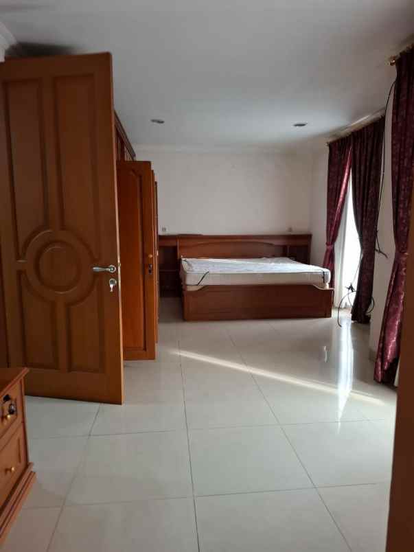 dijual rumah janur kuning residence