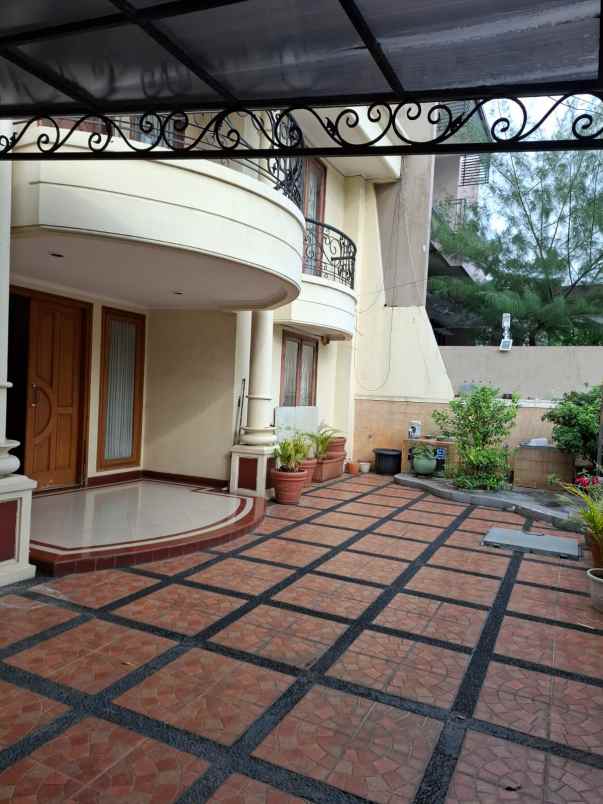 dijual rumah janur kuning residence