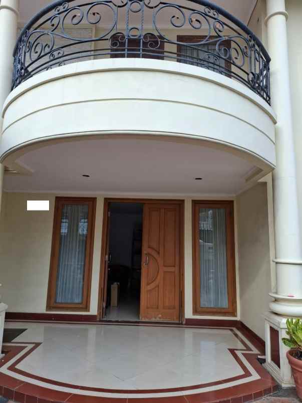 dijual rumah janur kuning residence