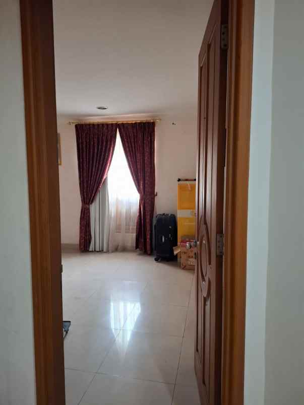 dijual rumah janur kuning residence