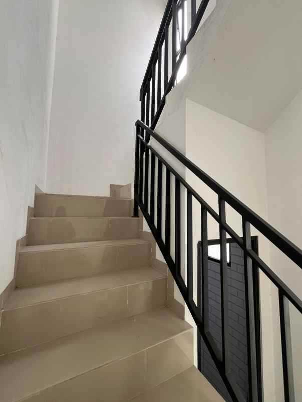 dijual rumah jatiasih bekasi