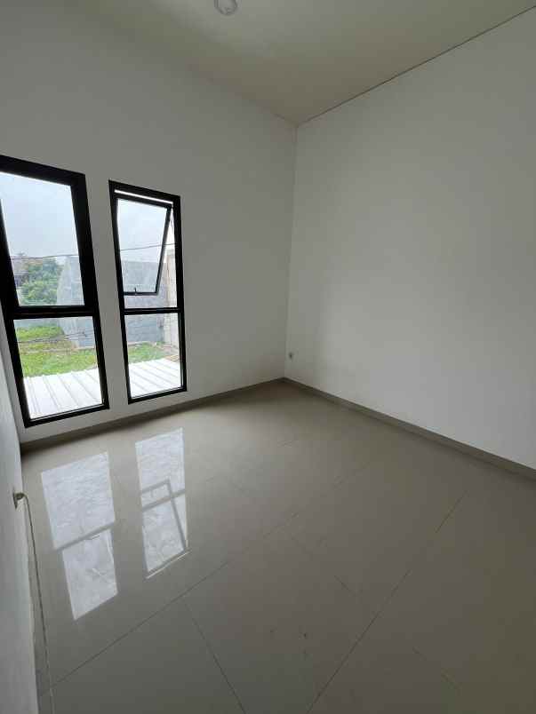 dijual rumah jatiasih bekasi