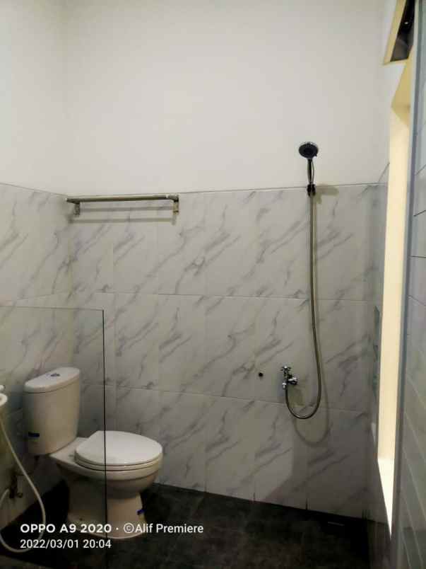 dijual rumah jatibening