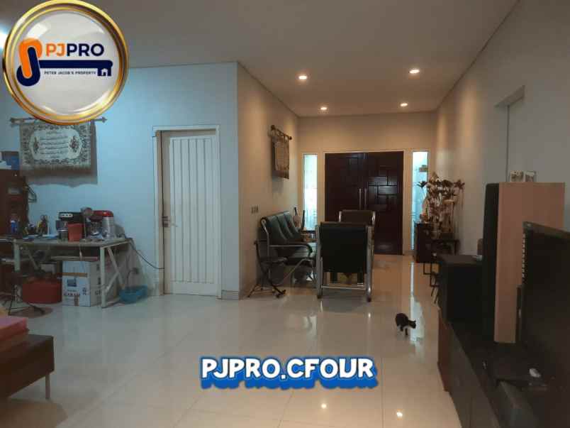 dijual rumah jatibening estate