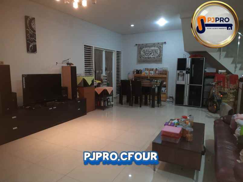 dijual rumah jatibening estate