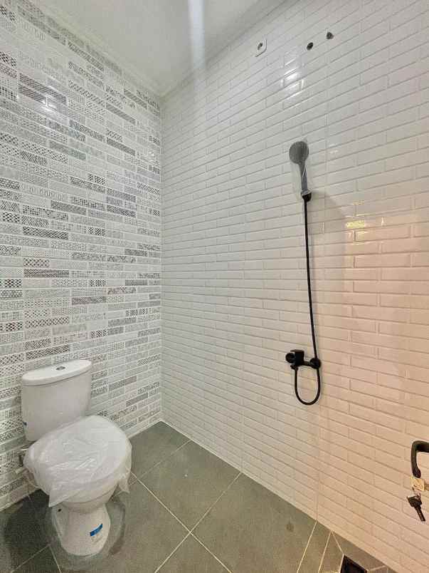 dijual rumah jatimulya