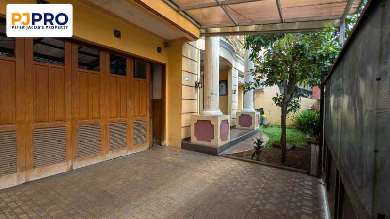 dijual rumah jatiwaringin
