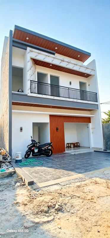 dijual rumah jatiwaringin