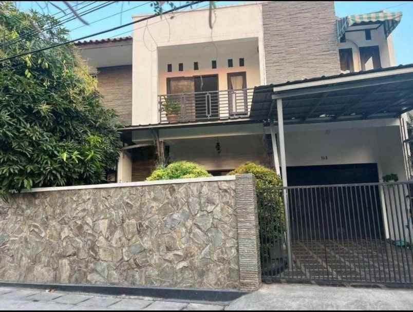 dijual rumah jatiwaringin bekasi