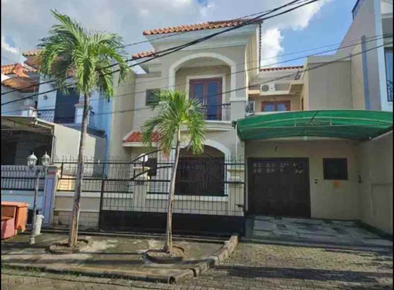 dijual rumah jemursari regency