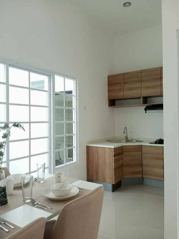 dijual rumah jl alternatif bukit indah