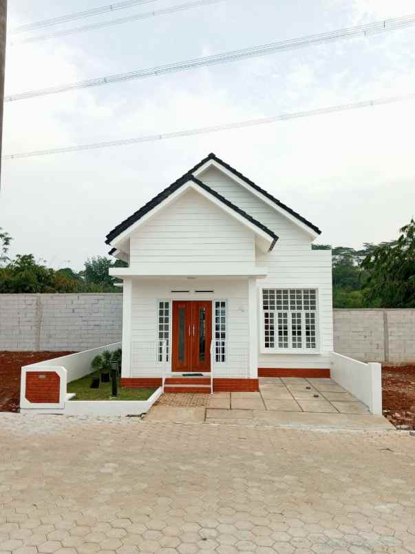 dijual rumah jl alternatif bukit indah