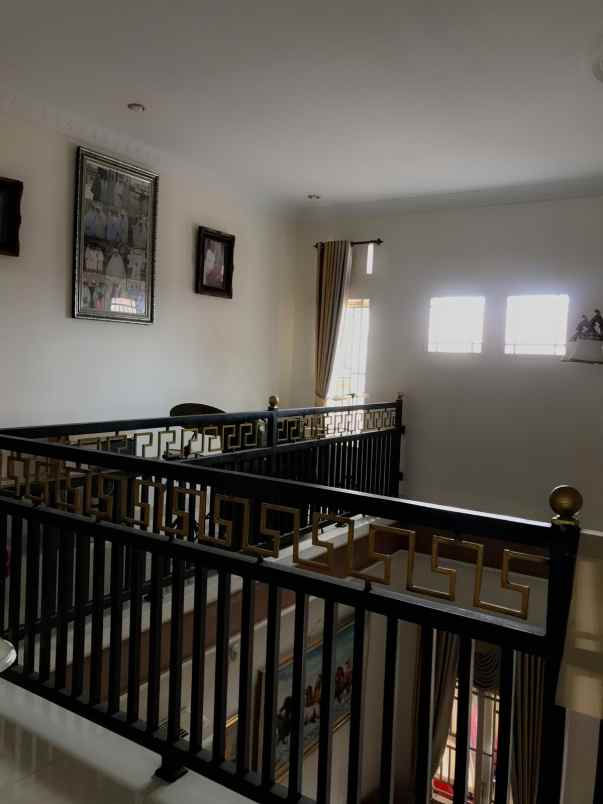 dijual rumah jl asta karya