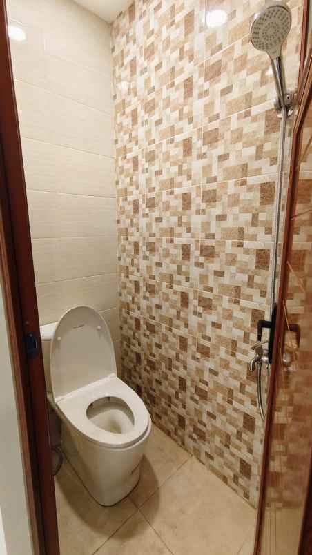 dijual rumah jl bengkong padurenan