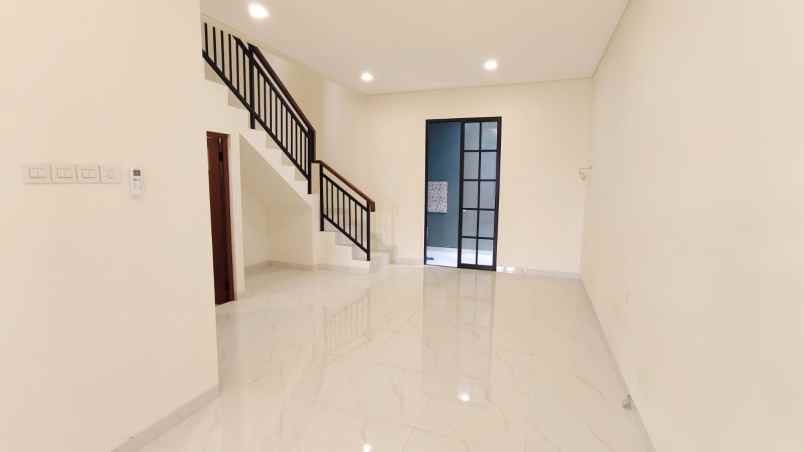 dijual rumah jl bengkong padurenan