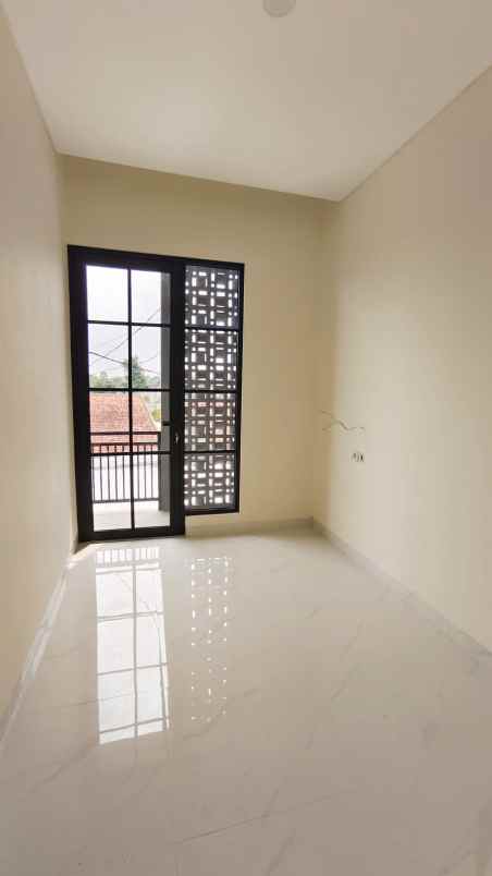 dijual rumah jl bengkong padurenan