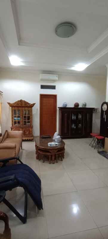 dijual rumah jl bintara jaya bekasi kota