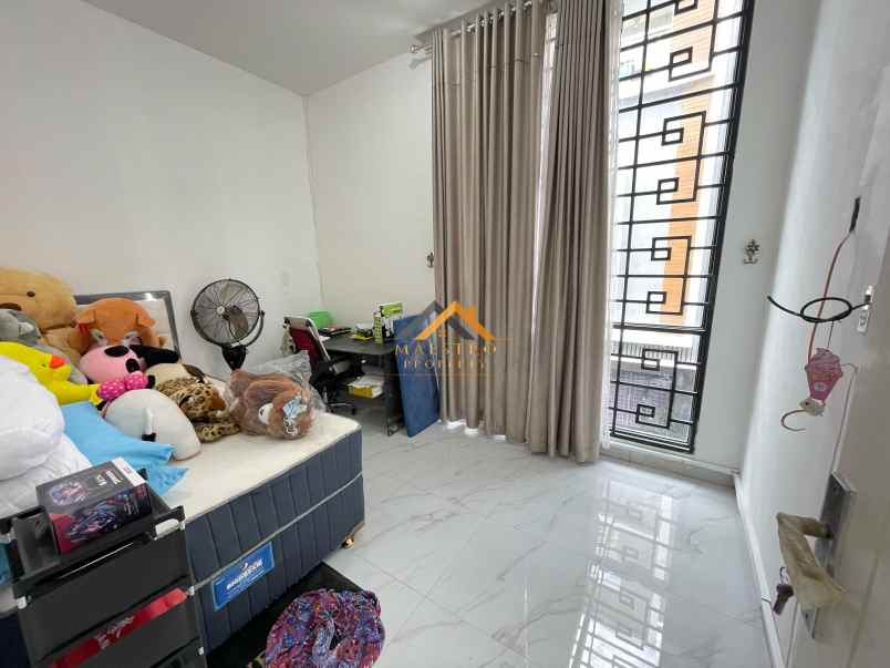dijual rumah jl buku no 22 sei putih
