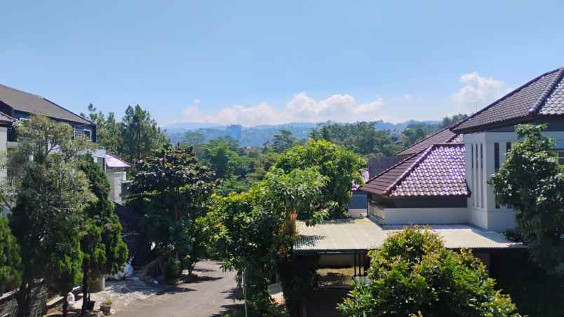 dijual rumah jl cigadung raya kota bandung
