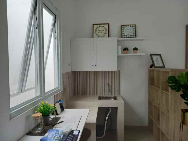 dijual rumah jl ciganitri terusan logam