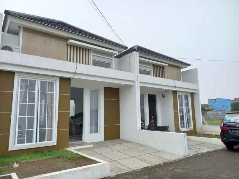 dijual rumah jl ciganitri terusan logam