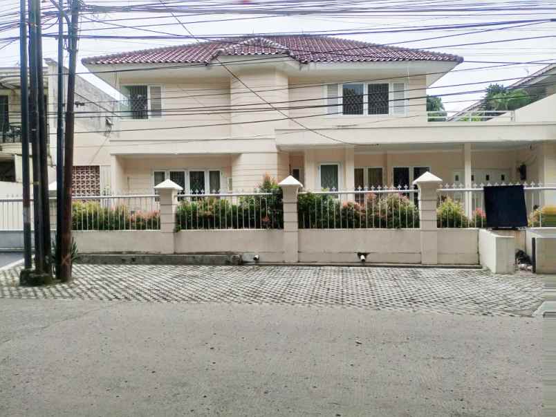 dijual rumah jl cilandak 1 dibelakang