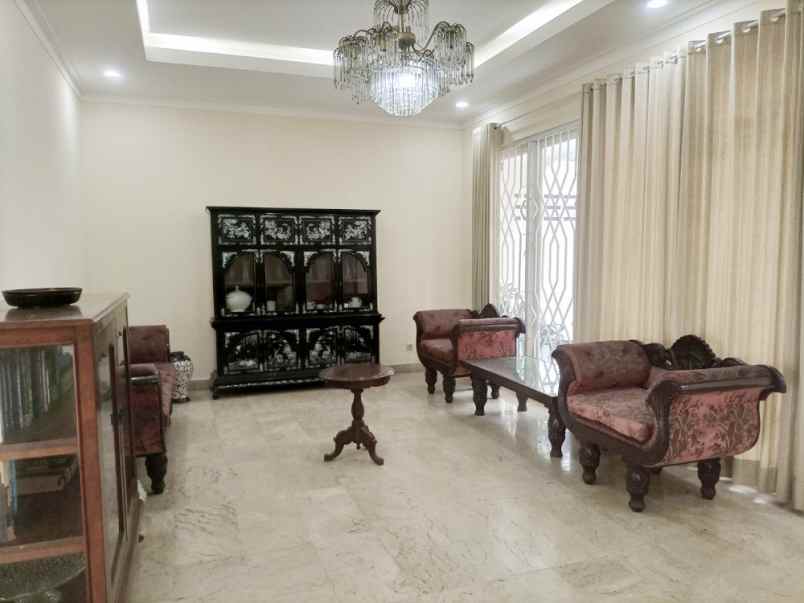 dijual rumah jl cilandak 1 dibelakang