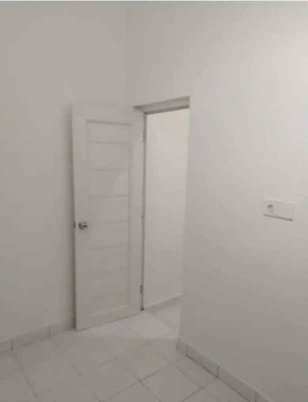 dijual rumah jl duren sawit baru