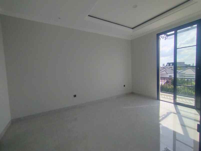 dijual rumah jl durian