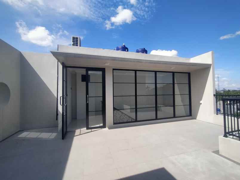 dijual rumah jl durian