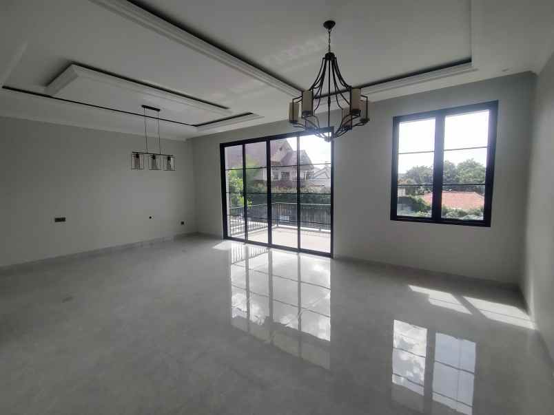 dijual rumah jl durian