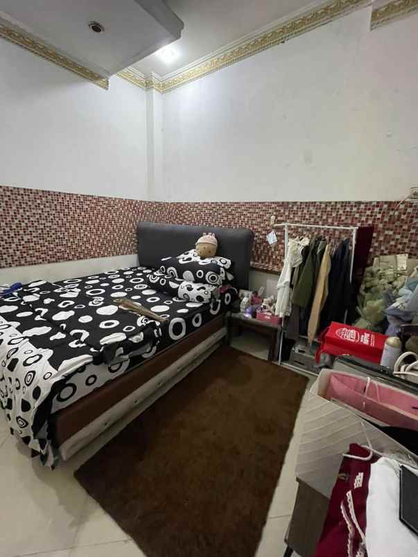 dijual rumah jl industri
