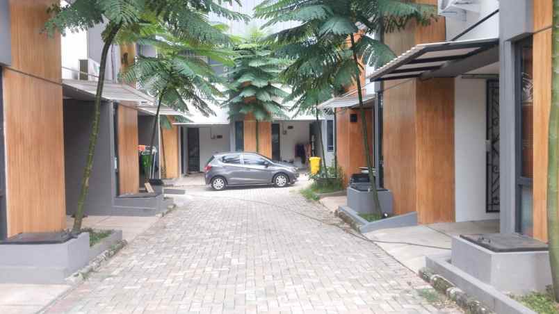 dijual rumah jl juanda kota depok